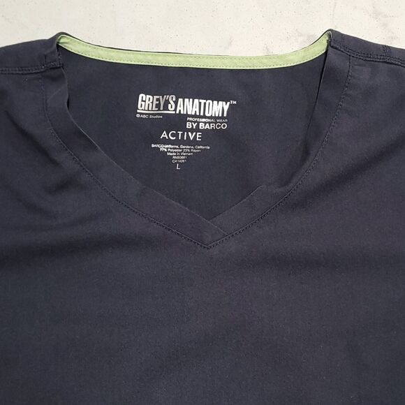 Grey’s Anatomy Scrubs By Barco V-Neck Top Charcoal Gray Woman's Size Large NWOT - Picture 7 of 10